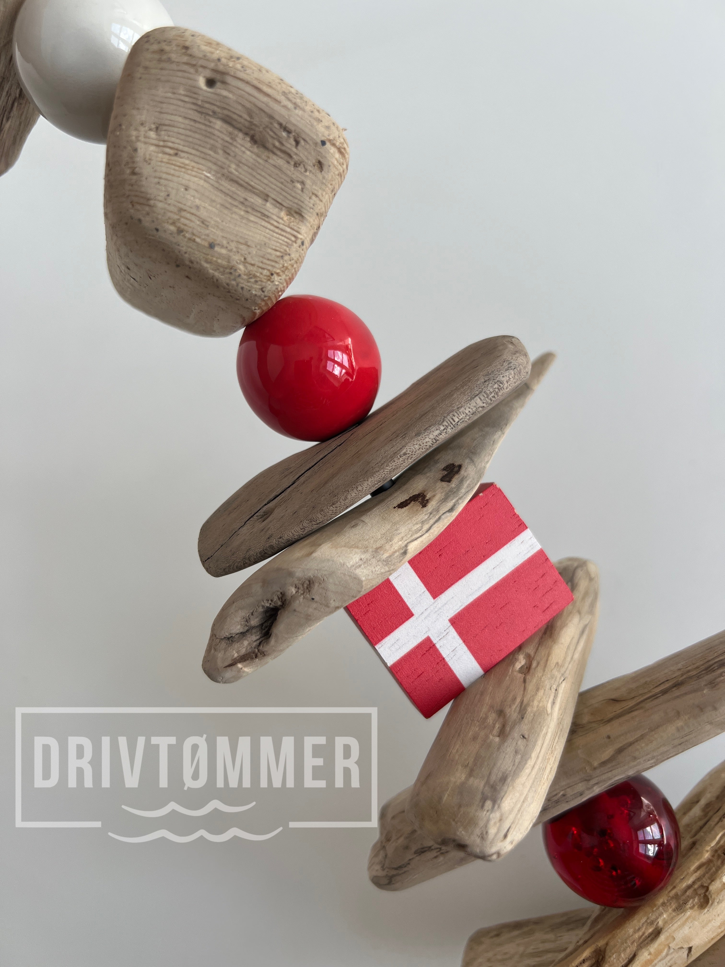 Drivtømmer Stage med Dansk Flag og Perler