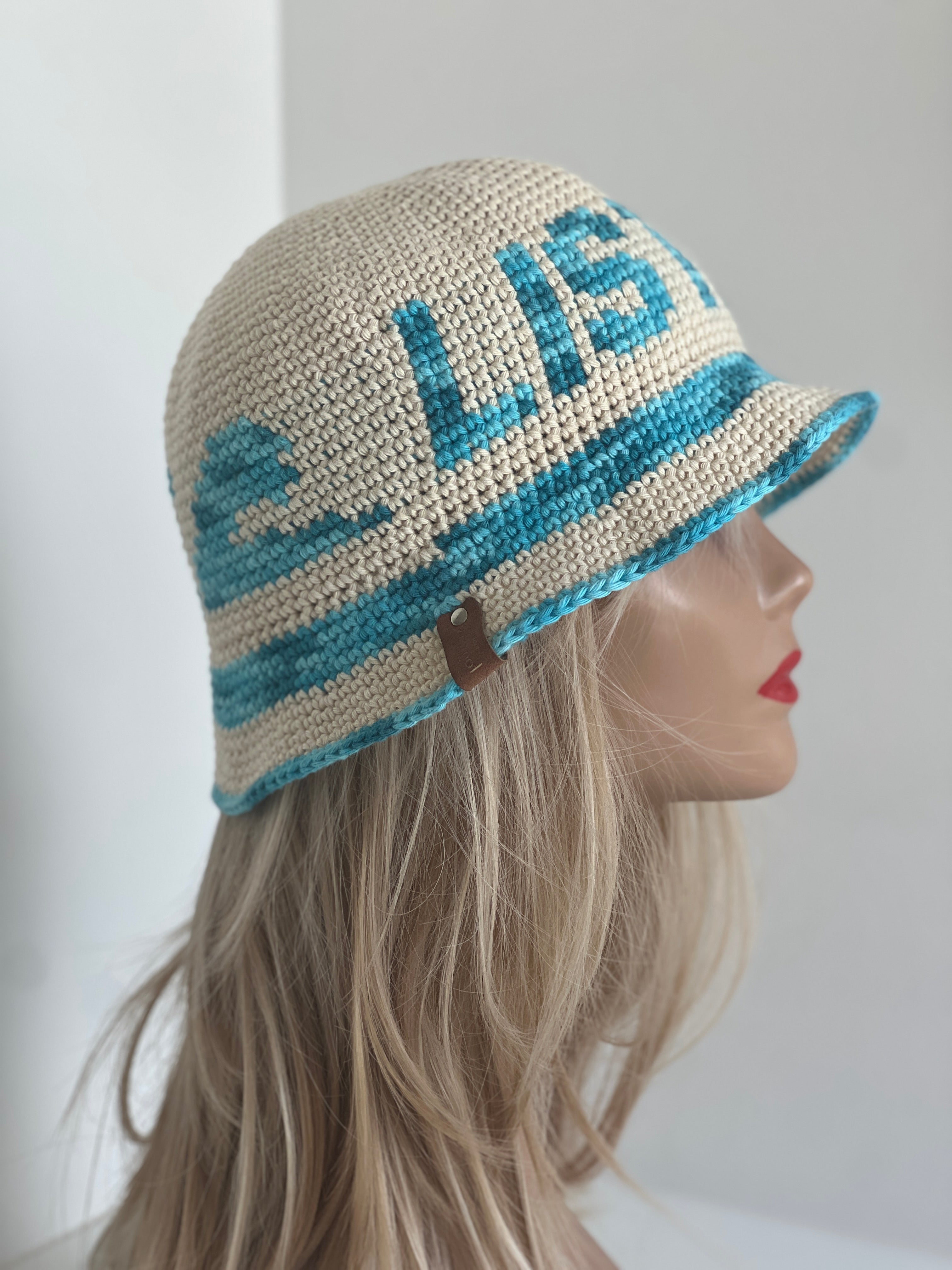 Bøllehat – Listen to the 🌊 – Turkis