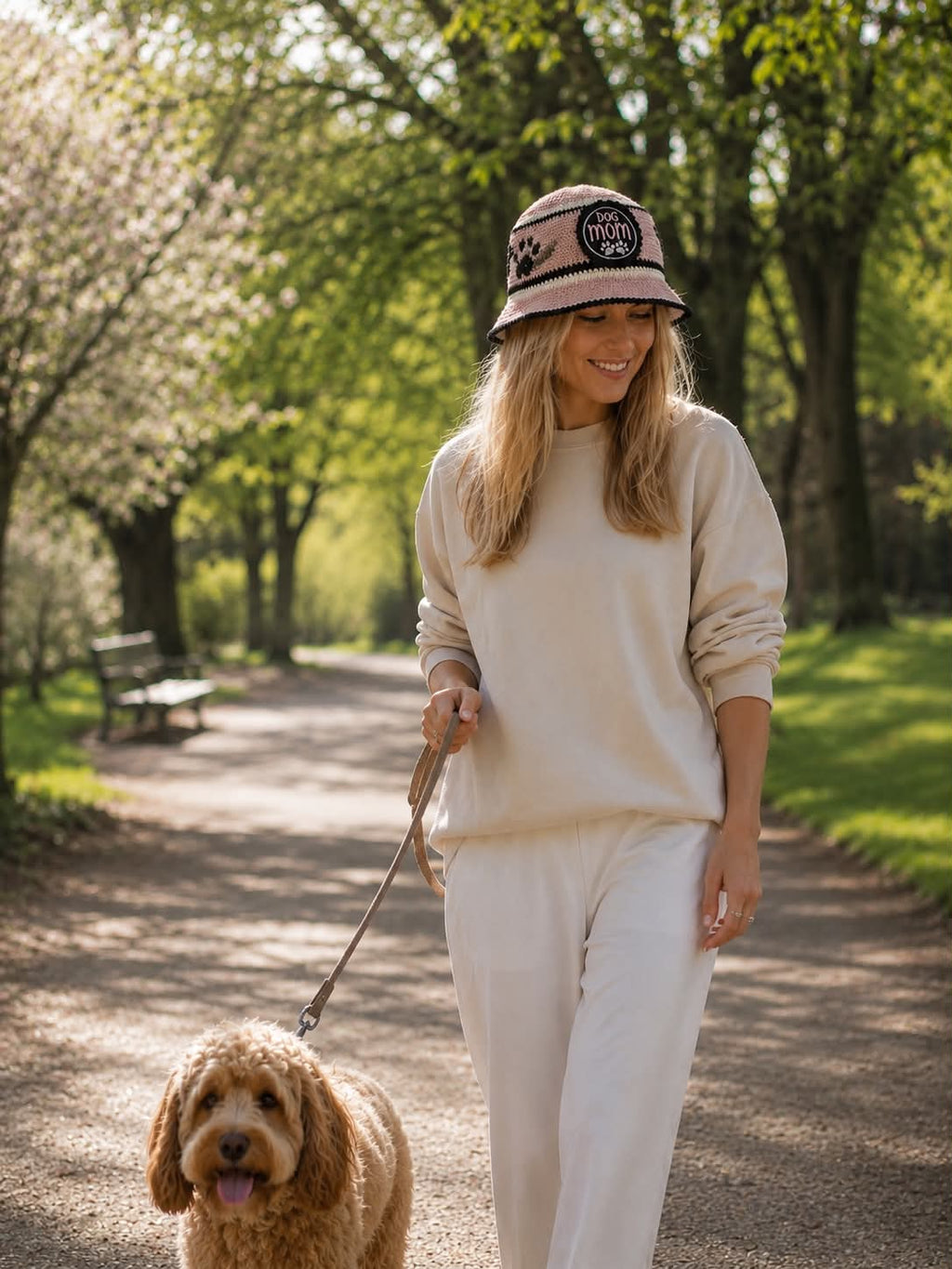 Hæklet bøllehat – Dog Mom